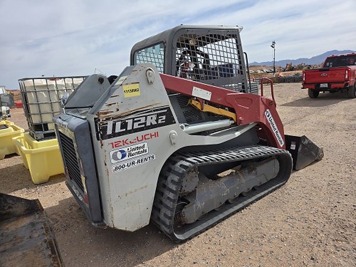 TAKEUCHI TL12R2-R photo 2