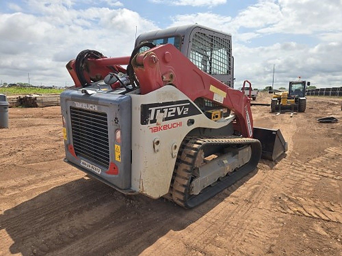 TAKEUCHI TL12V2-CR photo 2