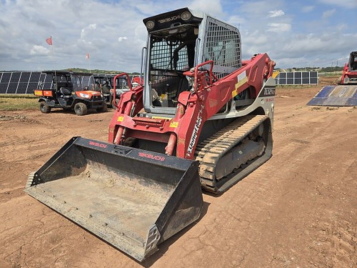 TAKEUCHI TL12V2-CR photo 3