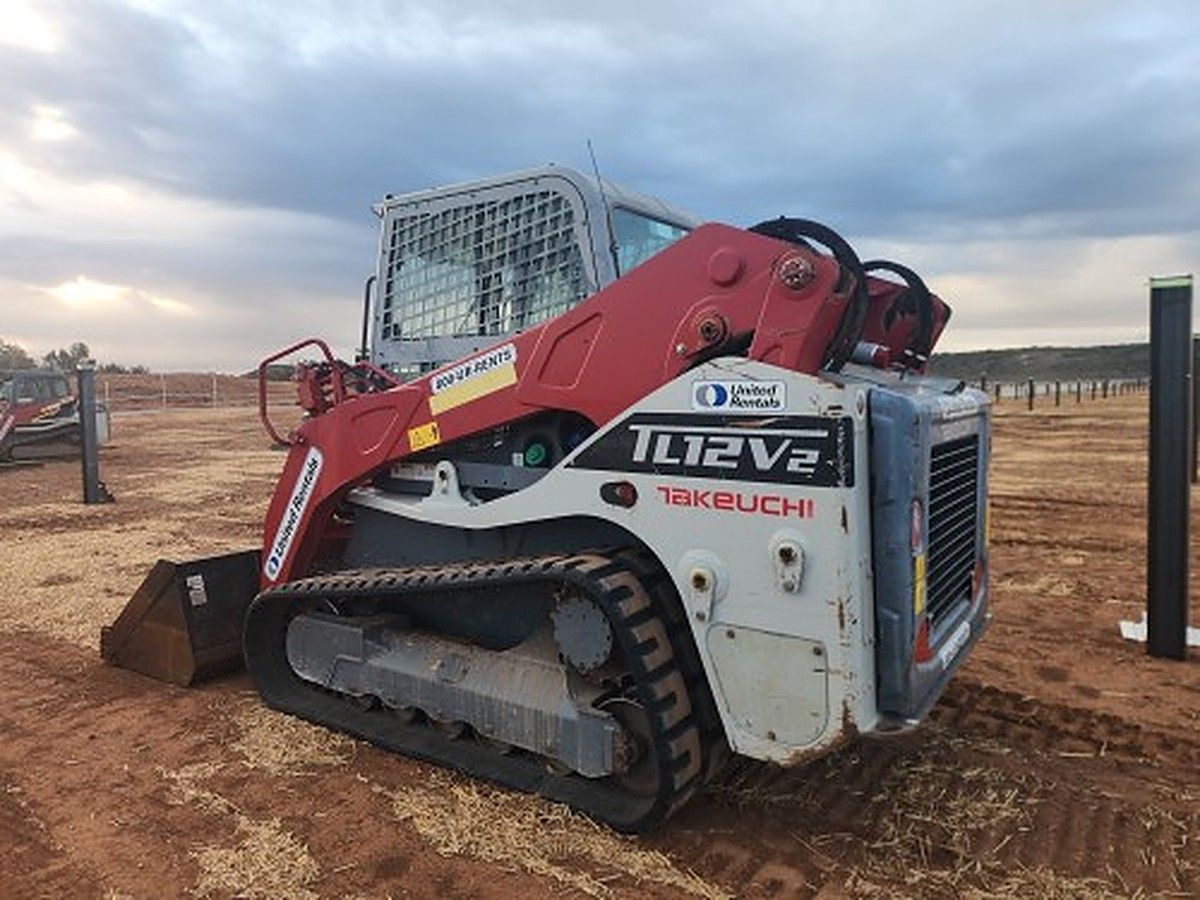 TAKEUCHI TL12V2-CR photo 2