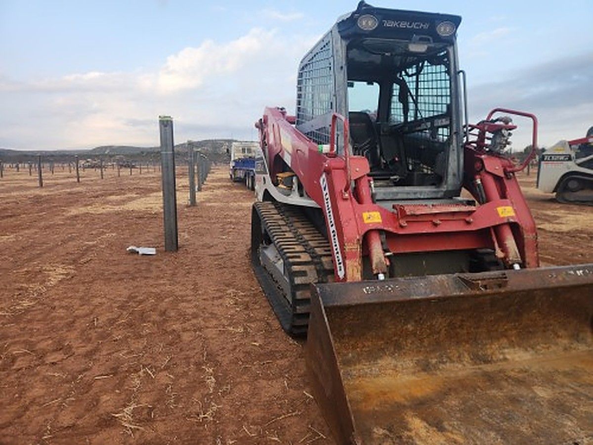 TAKEUCHI TL12V2-CR photo 4