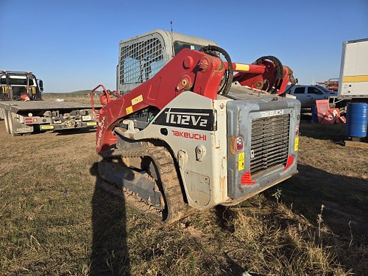 TAKEUCHI TL12V2-CR photo 5