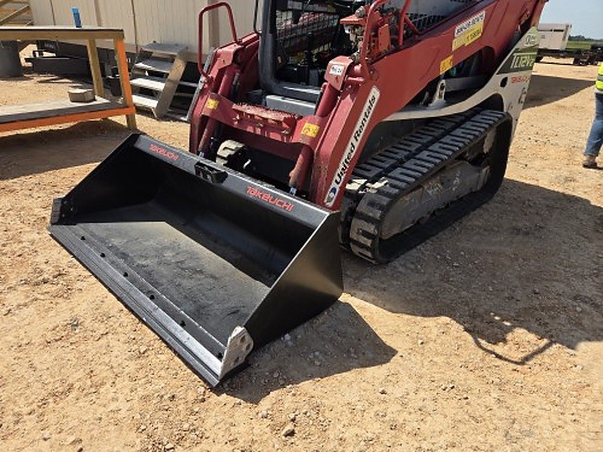 TAKEUCHI TL12V2-CR photo 5