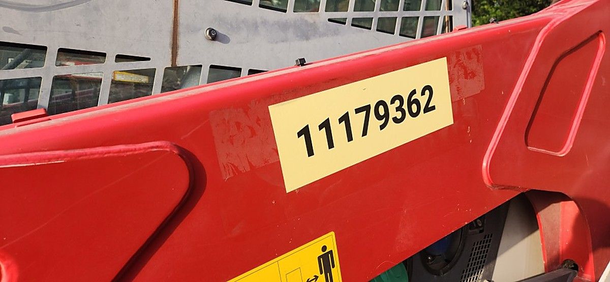 TAKEUCHI TL12V2-CR photo 3