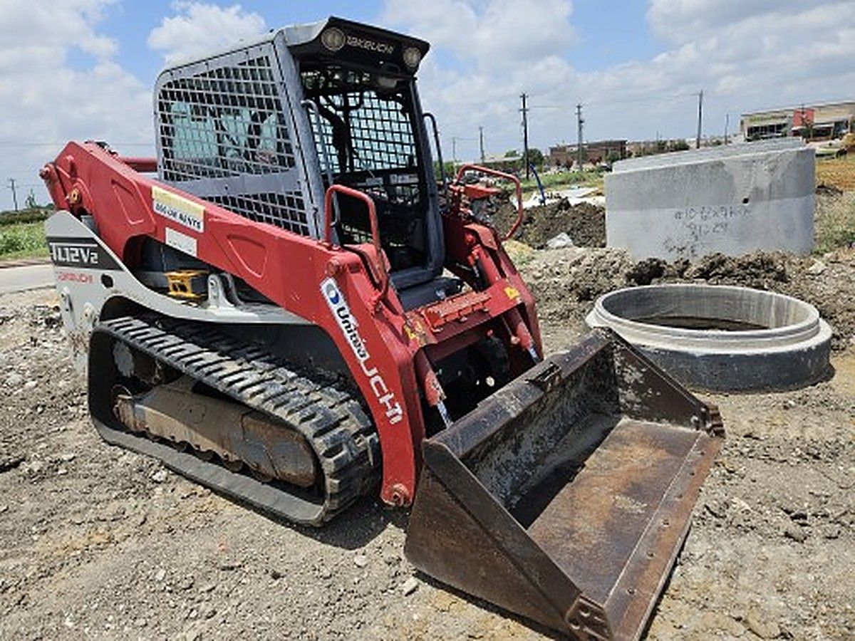TAKEUCHI TL12V2-CR photo 2