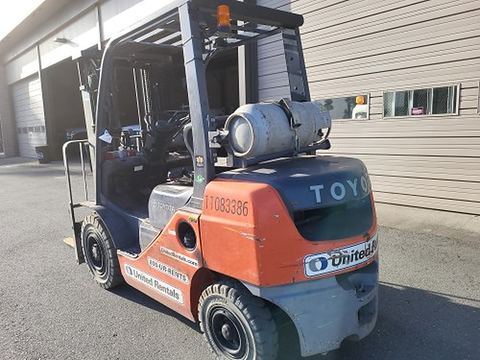 2020 TOYOTA 8FGU25 Forklift Whse 5000# Low Profile Gas/Lp