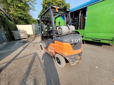 2020 TOYOTA 8FGU25 Forklift Whse 5000# Low Profile Gas/Lp