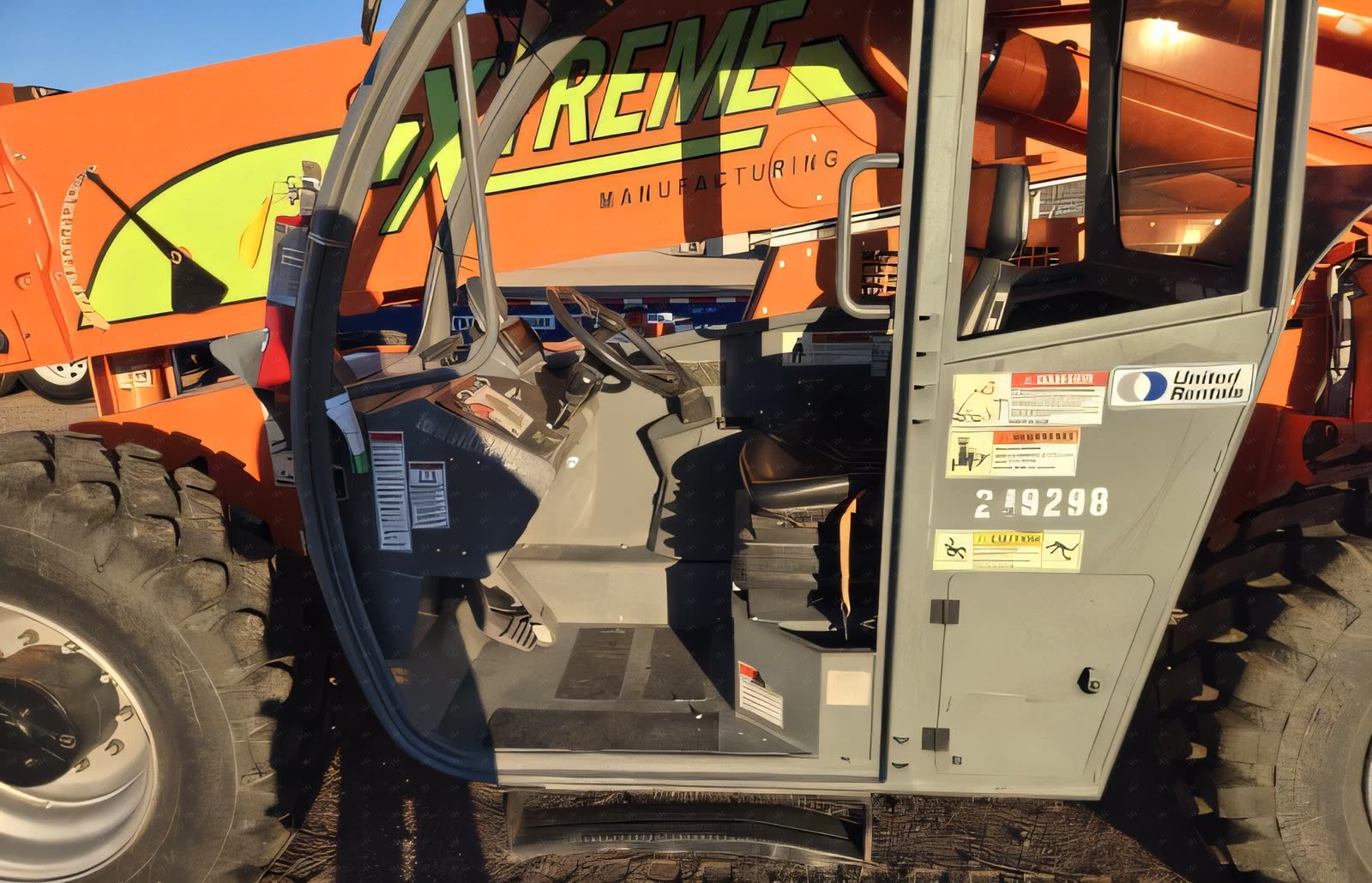 2020 Xtreme XR1055 FORKLIFT VARIABLE REACH 10000# 50'-62'