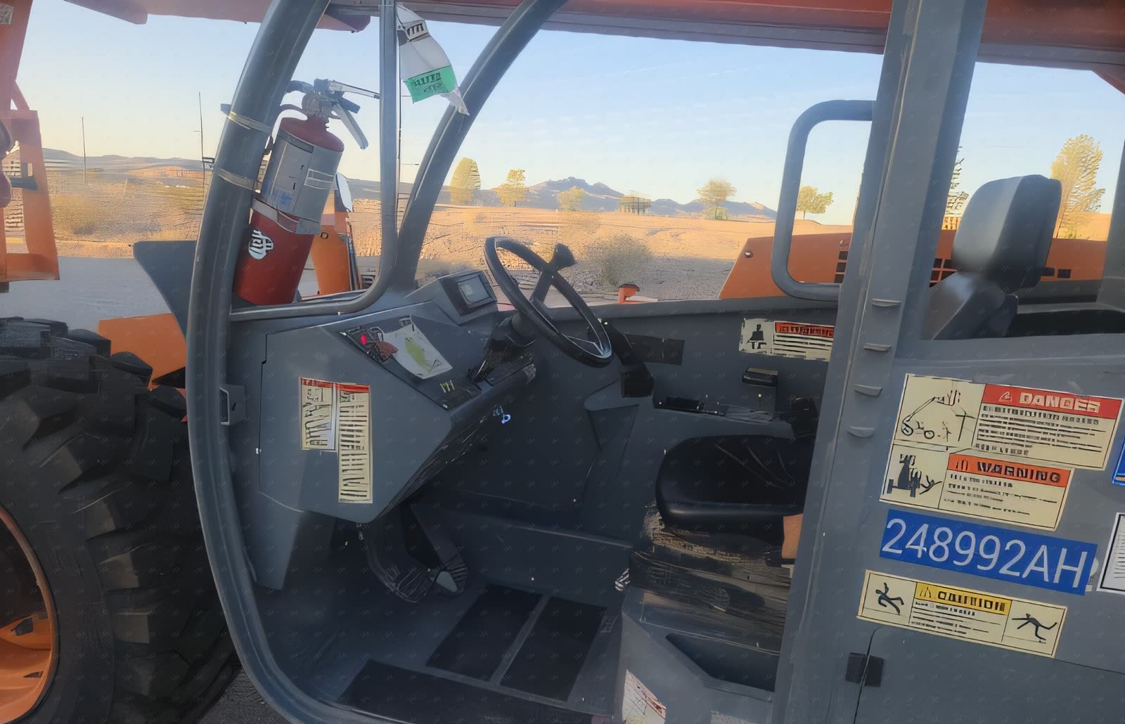 2020 Xtreme XR742 FORKLIFT VARIABLE REACH 7000# 38-44'