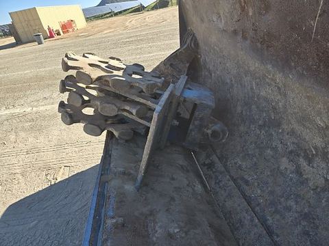 2021 AMERICAN DC-18 S Backhoe 18" Compaction Wheel