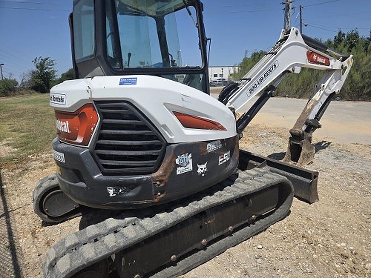 BOBCAT E50 photo 10