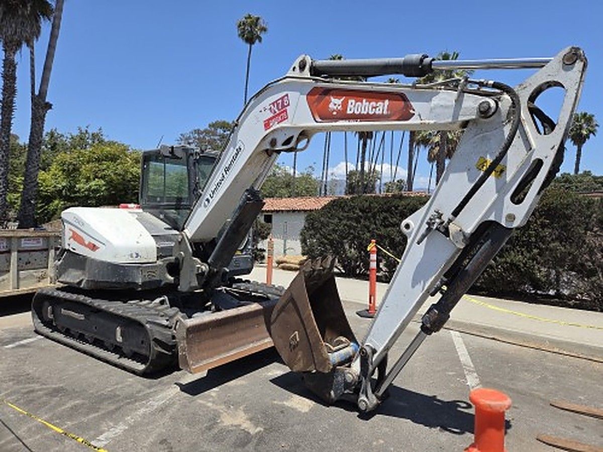 BOBCAT E88 photo 2