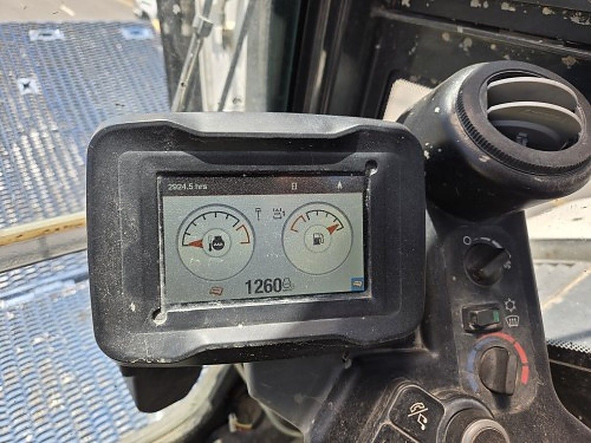 BOBCAT E88 photo 8