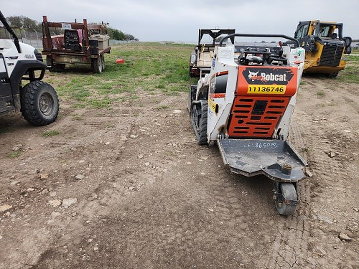BOBCAT MT55 photo 2