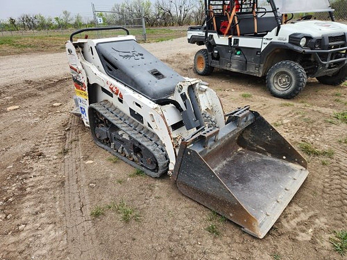 BOBCAT MT55 photo 7