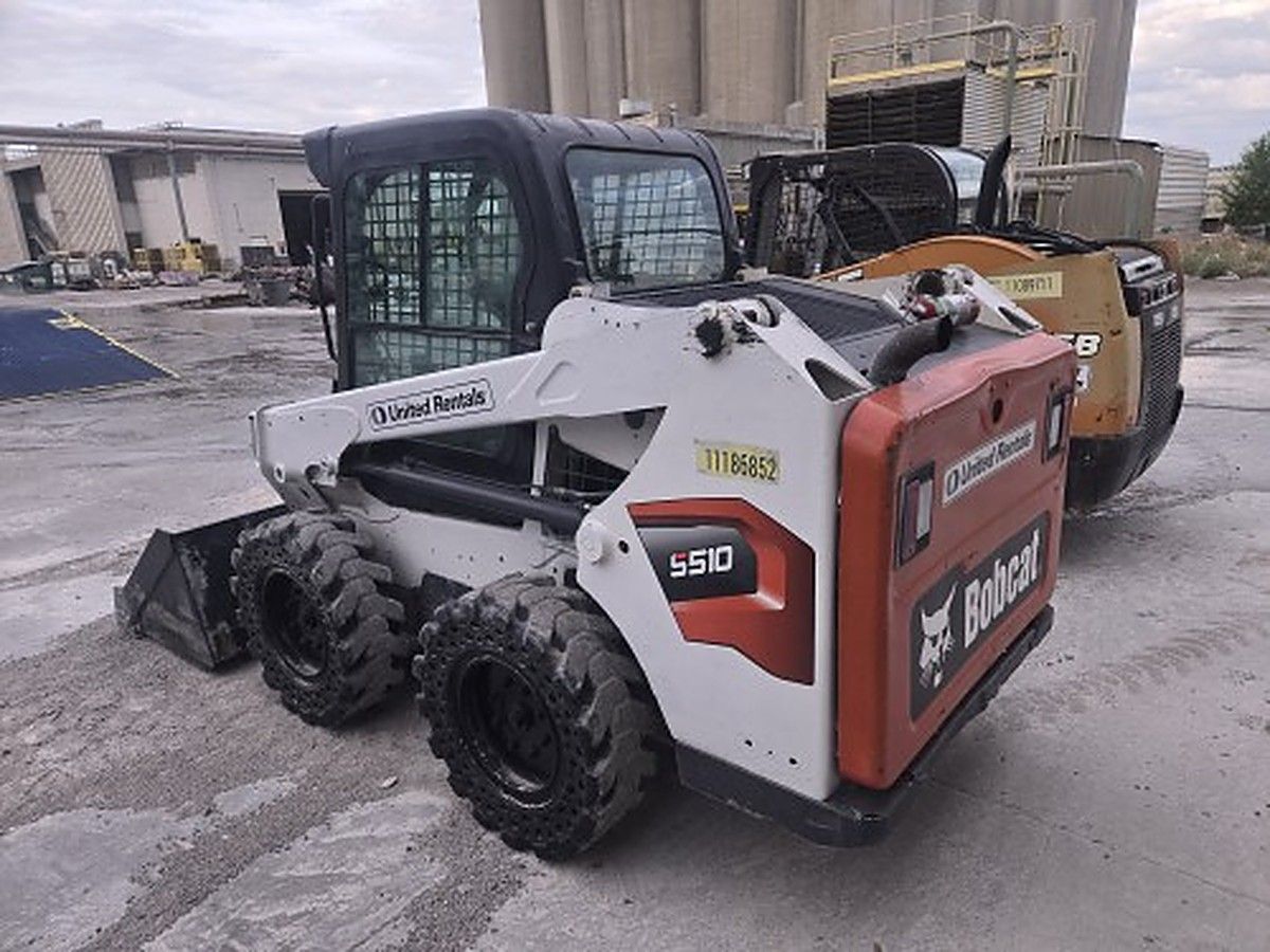 BOBCAT S510 photo 3