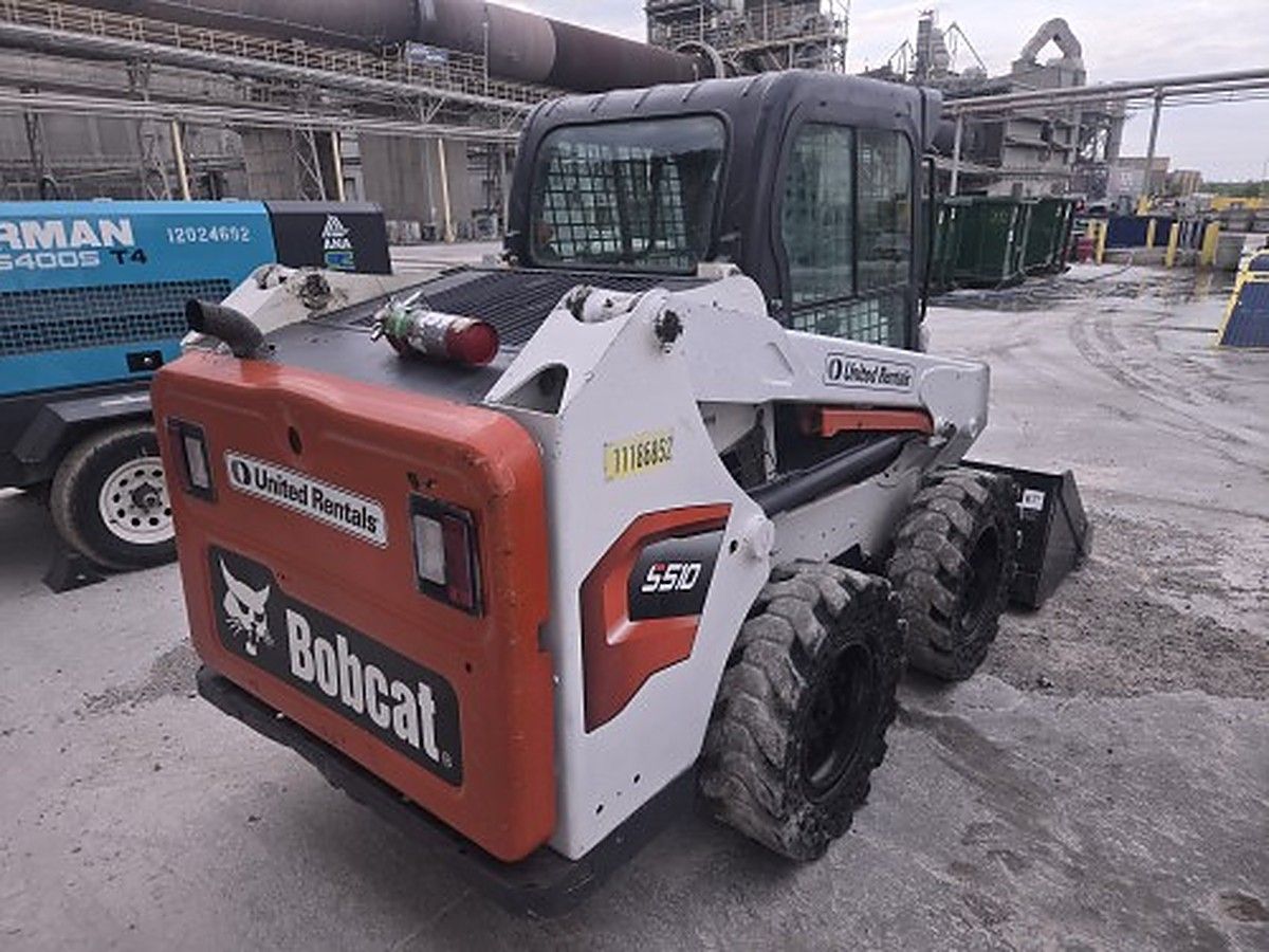 BOBCAT S510 photo 5