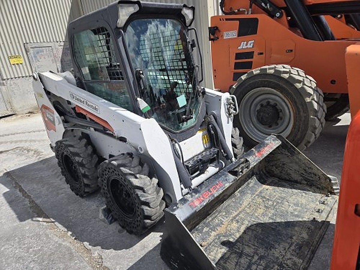 BOBCAT S510 photo 8