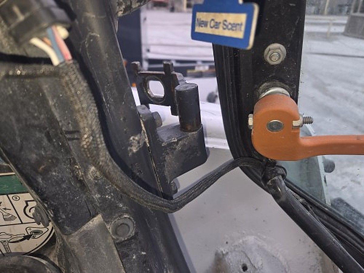 BOBCAT S510 photo 9