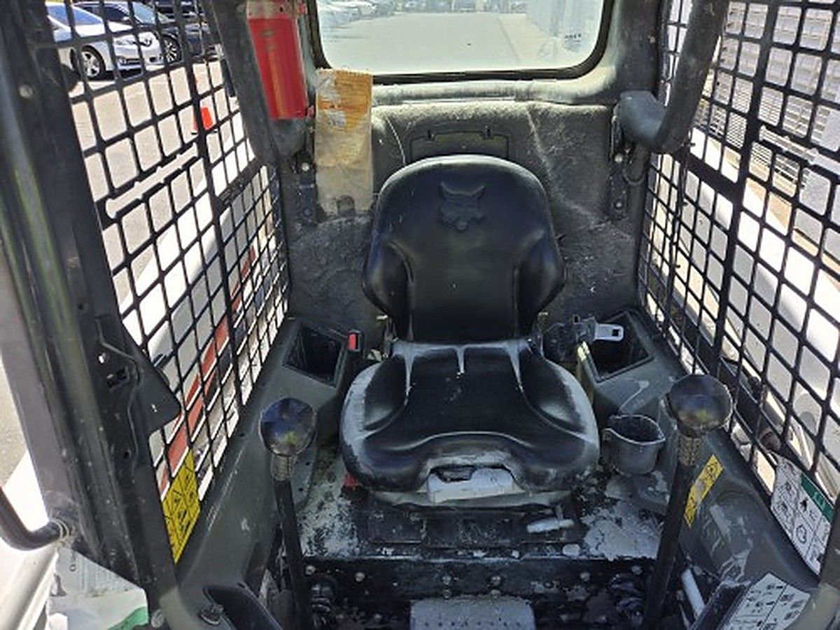BOBCAT S510 photo 3