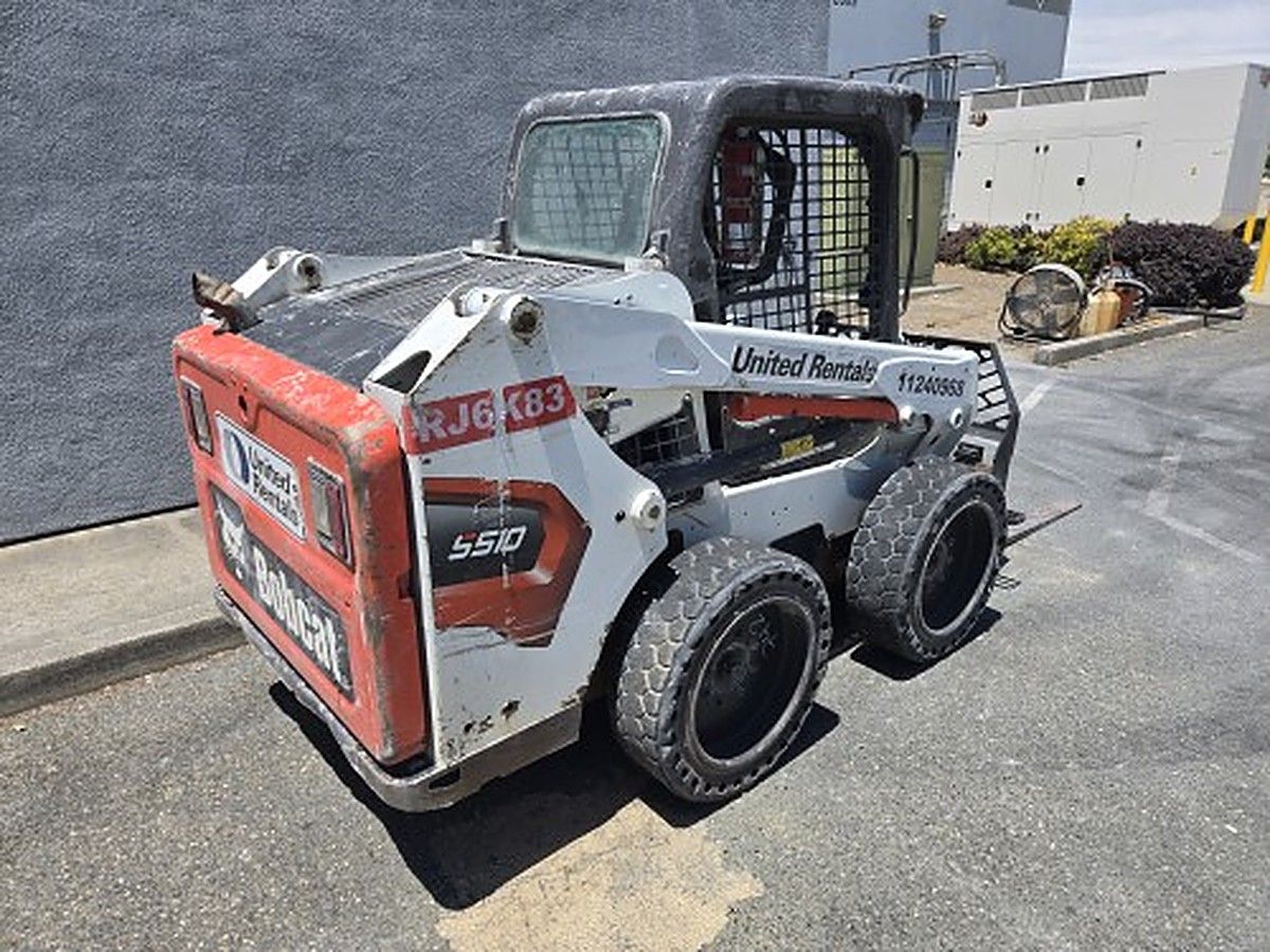 BOBCAT S510 photo 6