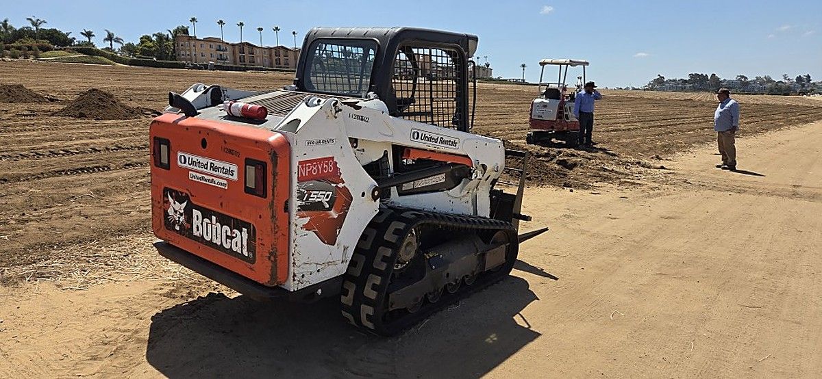 BOBCAT T550 photo 7