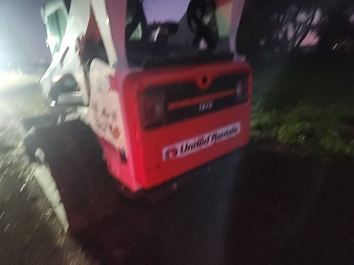 BOBCAT T870 photo 6