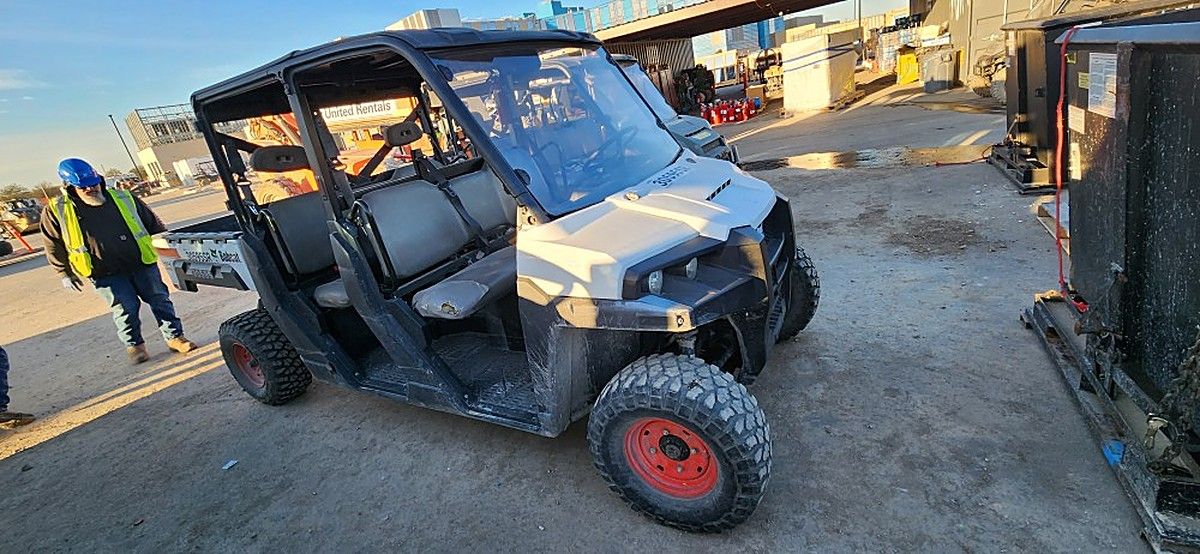 BOBCAT UV34XL photo 2