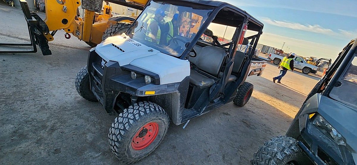 BOBCAT UV34XL photo 3