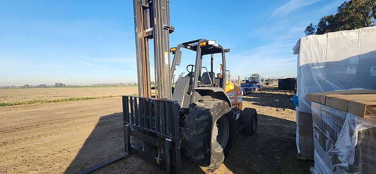 CASE 586H photo 2