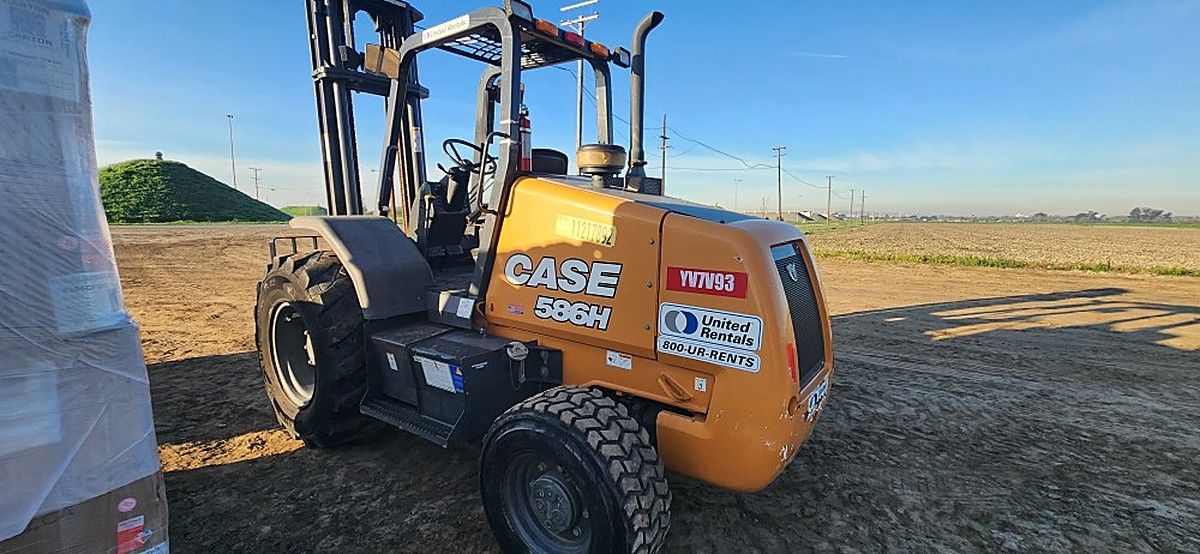 CASE 586H photo 3
