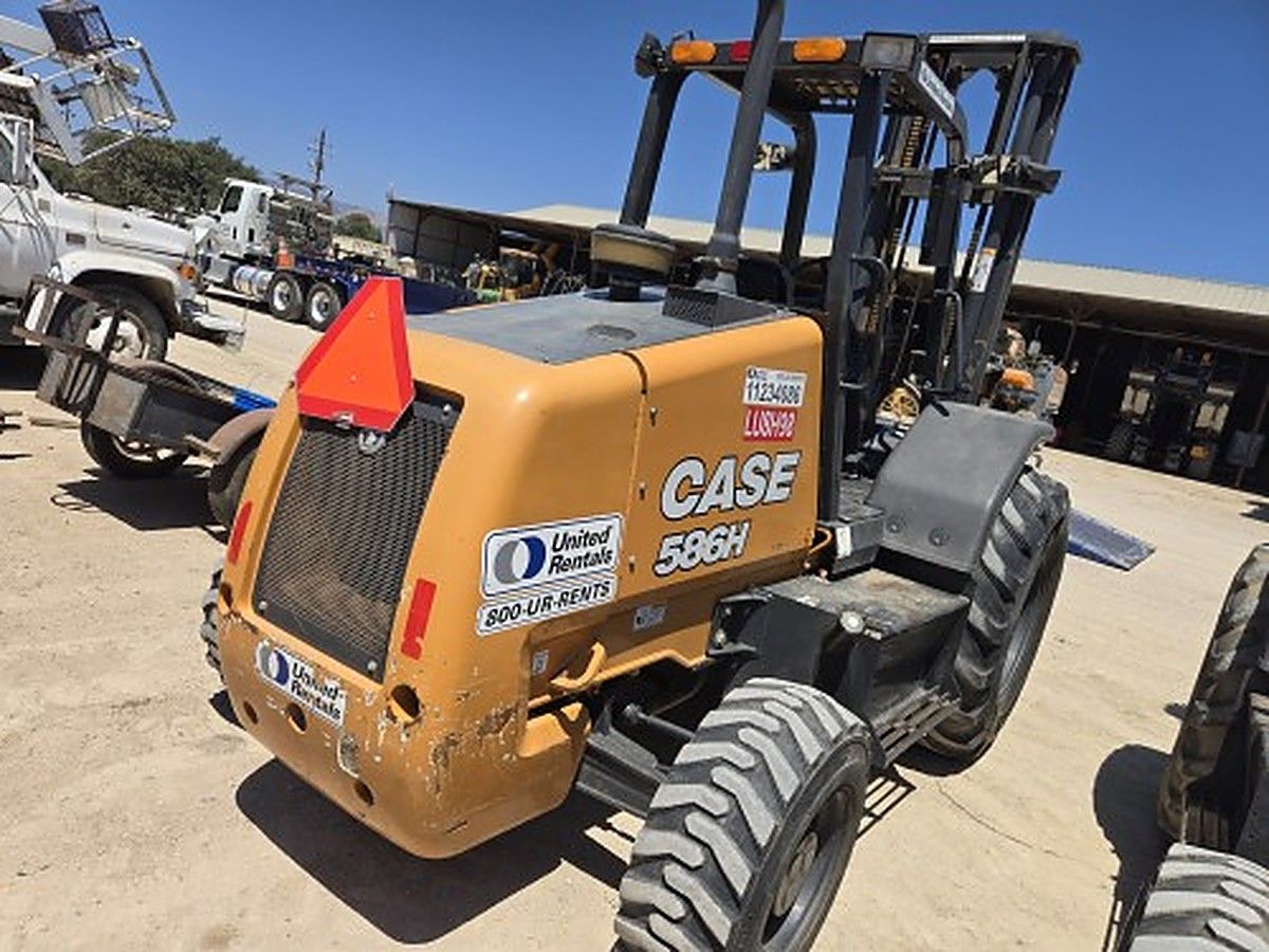 CASE 586H photo 5