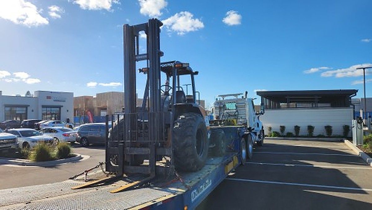 CASE 586H photo 2