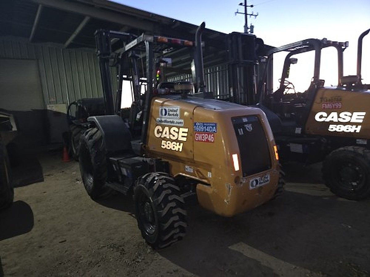 CASE 586H photo 2