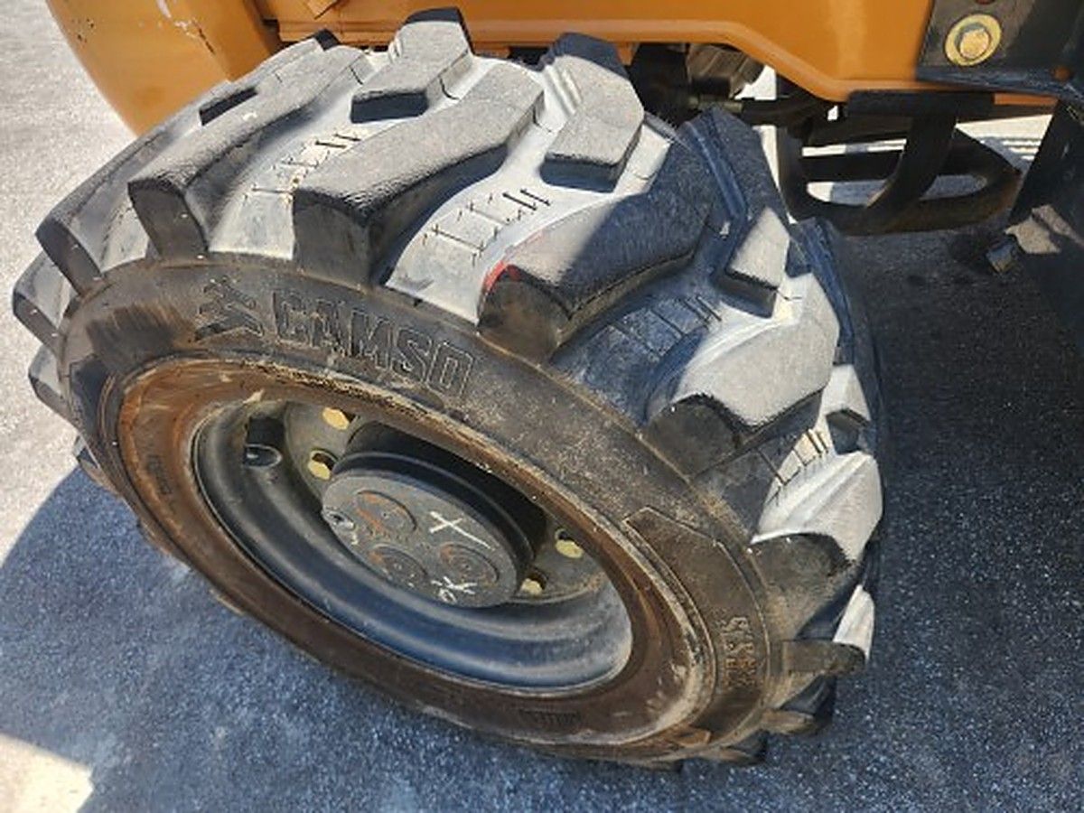 CASE 586H photo 13