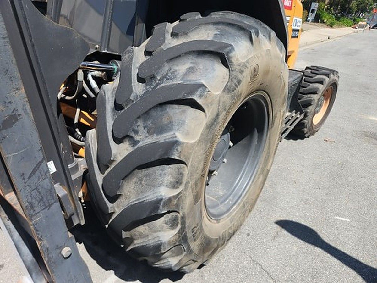 CASE 586H photo 18