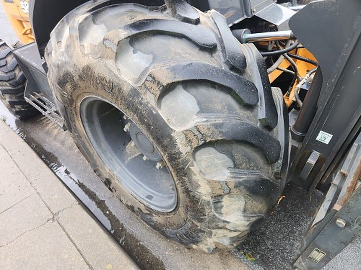 CASE 586H photo 10
