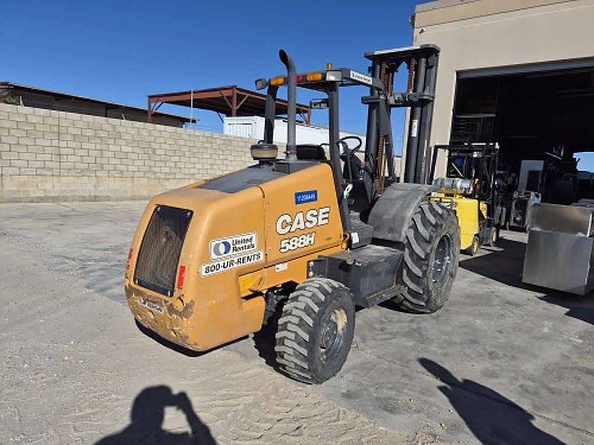 CASE 588H photo 10