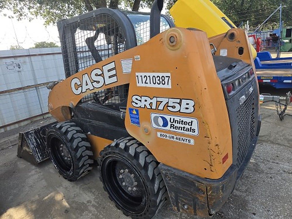 CASE SR175B photo 4