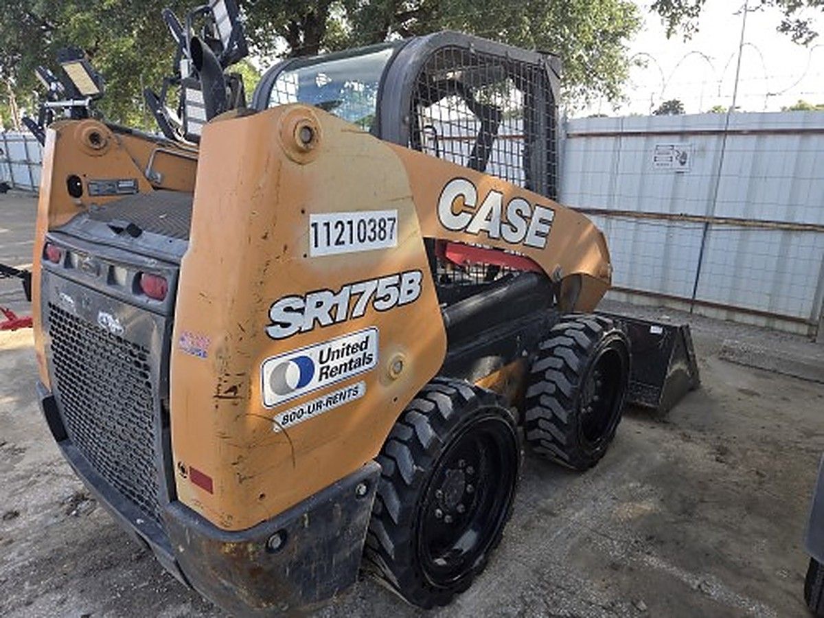 CASE SR175B photo 5