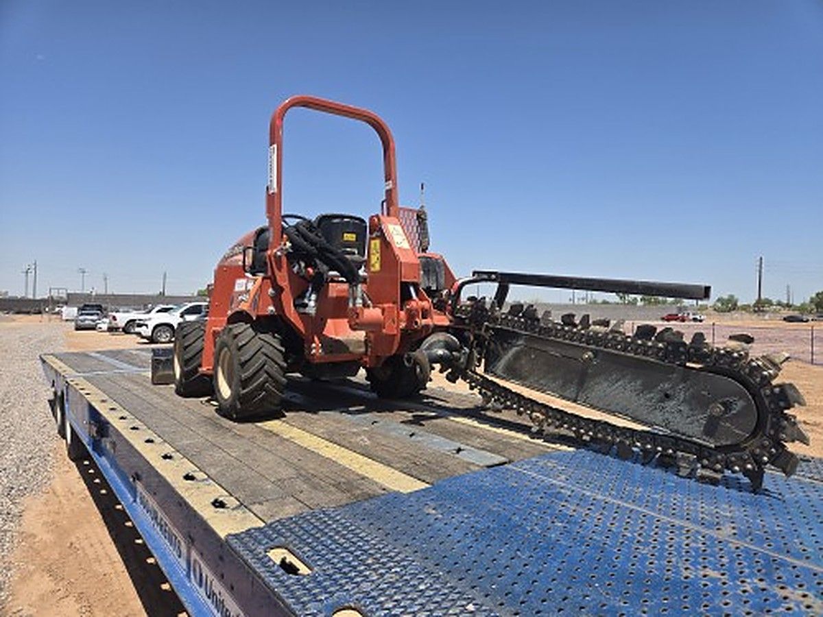 DITCHWITCH RT45A photo 5