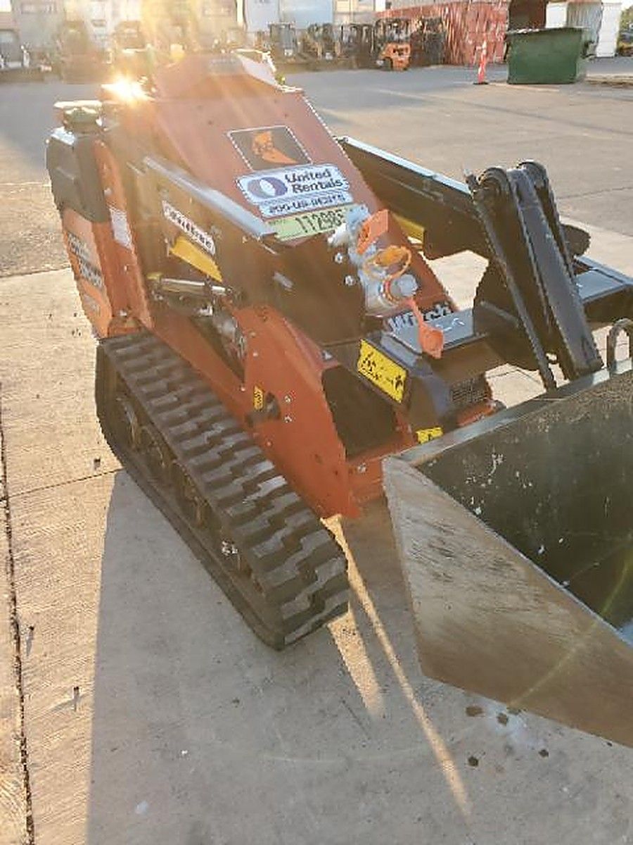 DITCHWITCH SK800 photo 3