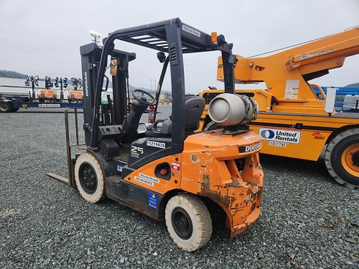 DOOSAN G25N-7DF photo 6