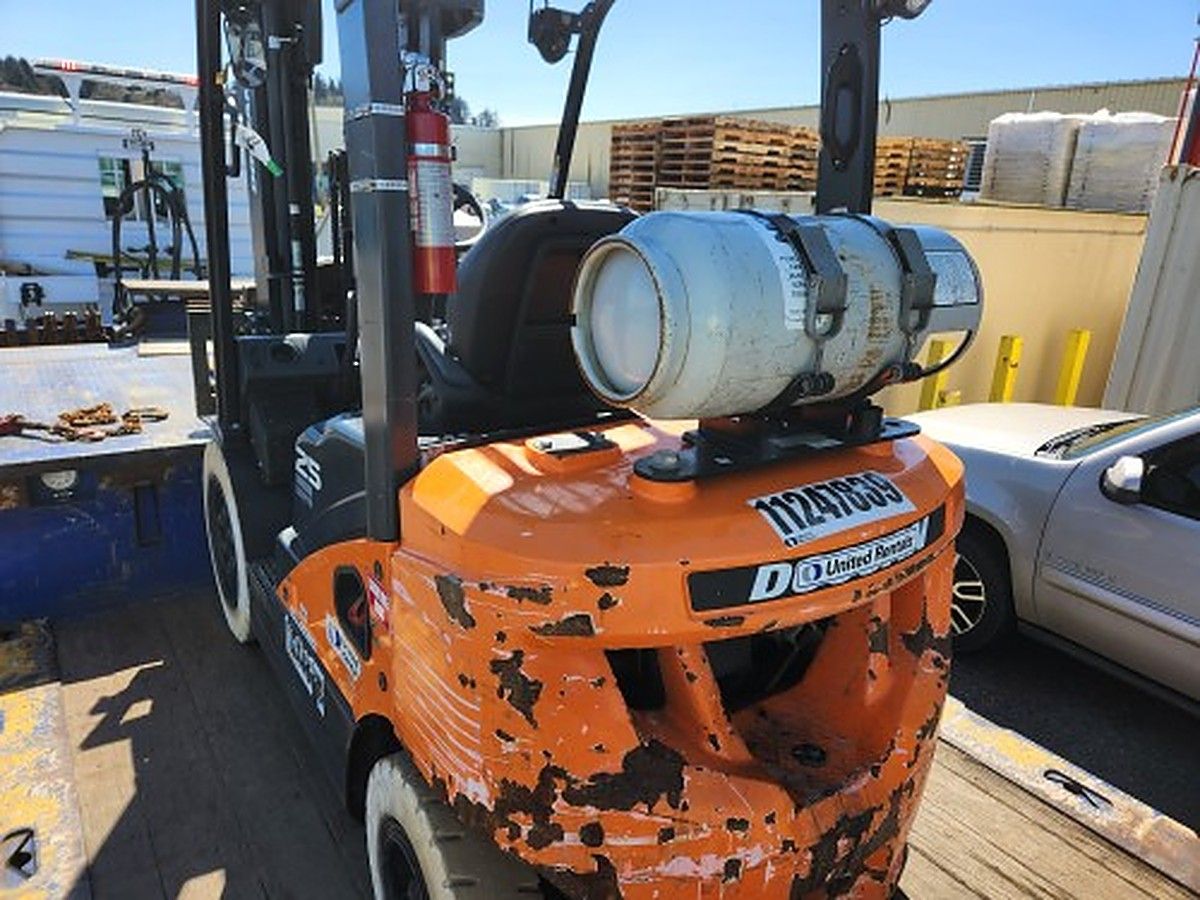 DOOSAN G25N-7DF photo 2