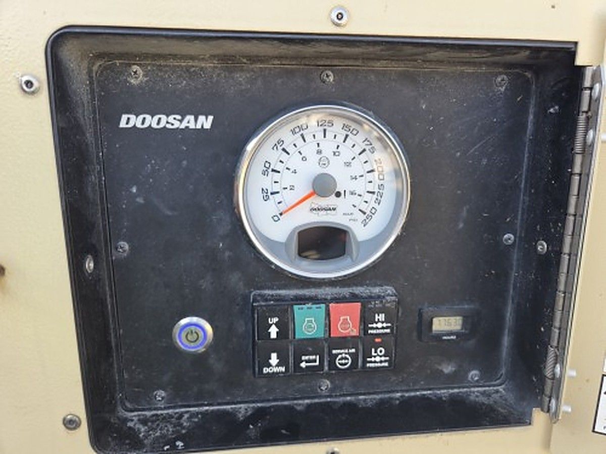 DOOSAN P425/HP375WCUT4 photo 5