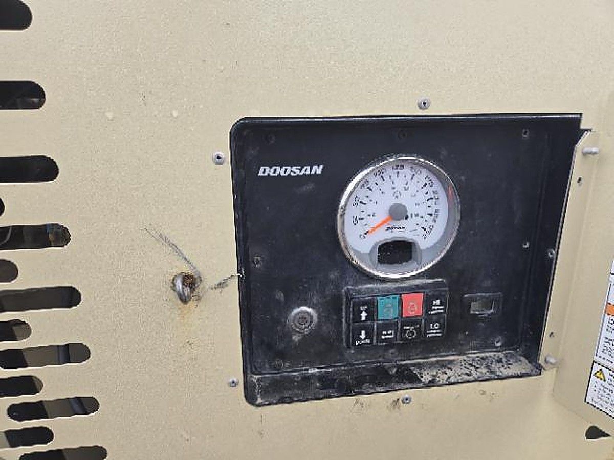 DOOSAN P425/HP375WCUT4 photo 3