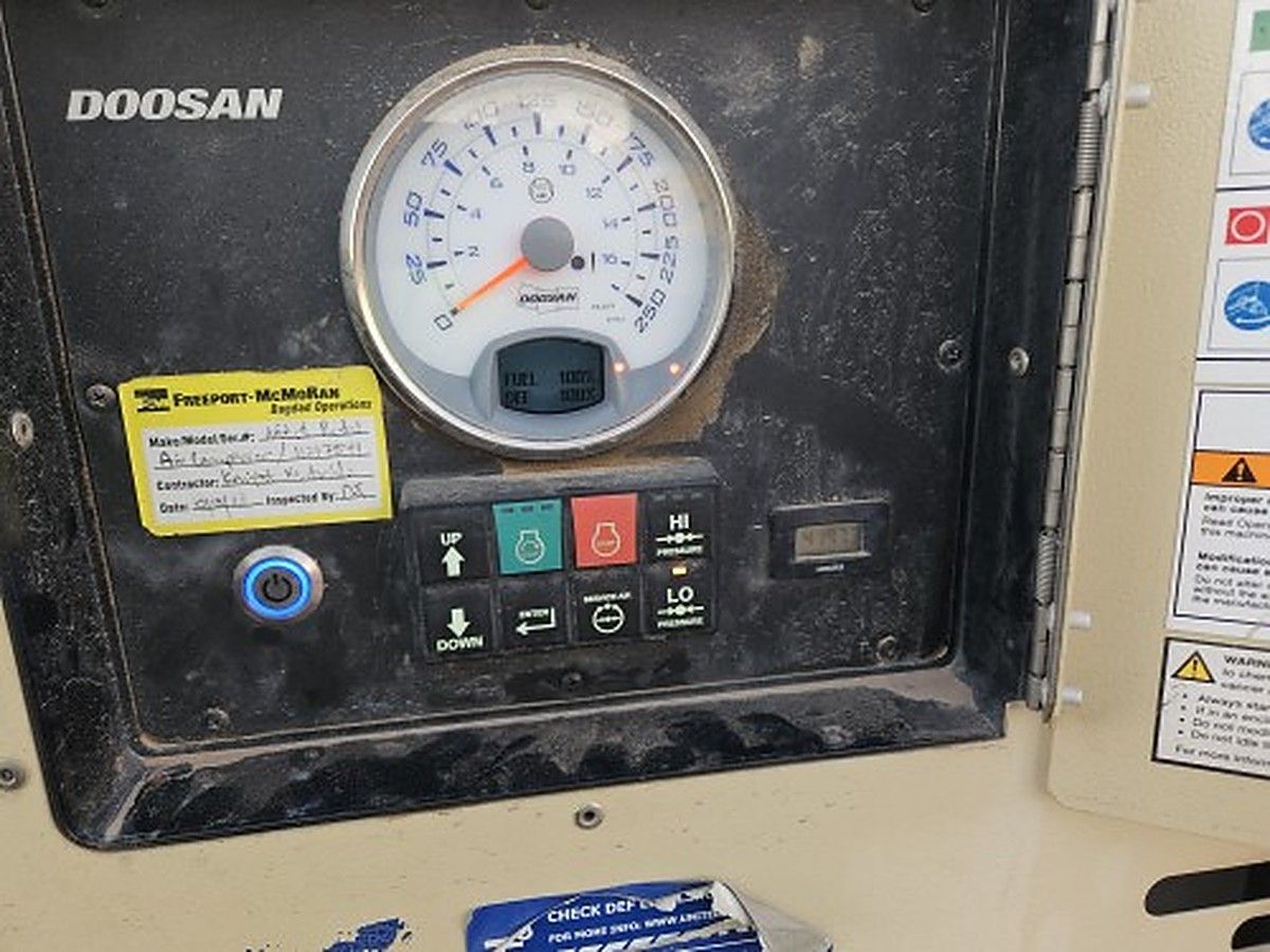 DOOSAN P425/HP375WCUT4 photo 9
