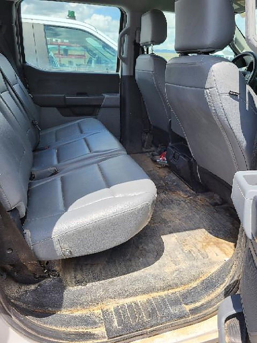 FORD F150CREWXLG4WD photo 16