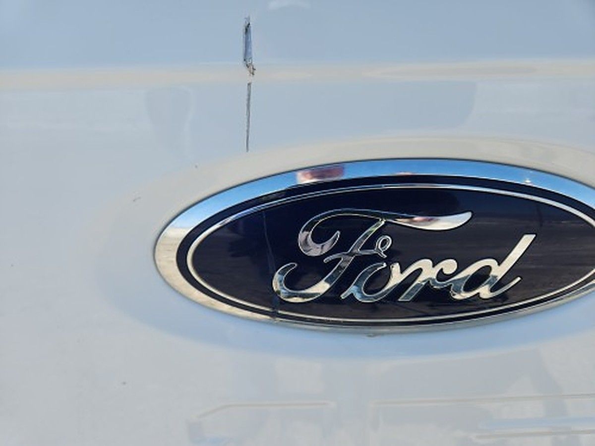 FORD F150CREWXLG4WD photo 8