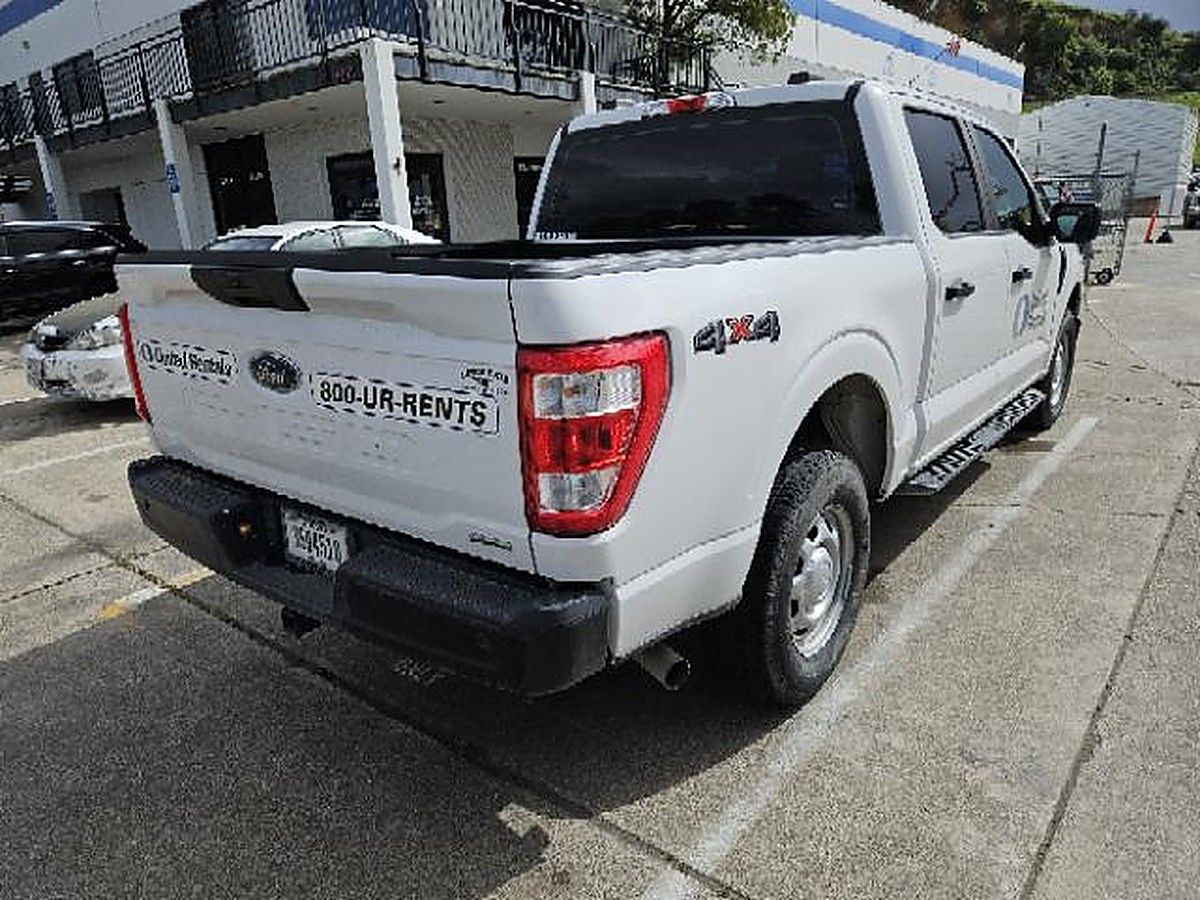FORD F150CREWXLG4WD photo 2